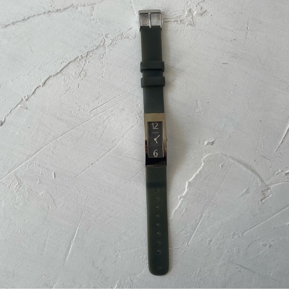 Vintage Y2K Guess Watch Rubber Stainless Steel Retro Watch - Picture 2 of 10